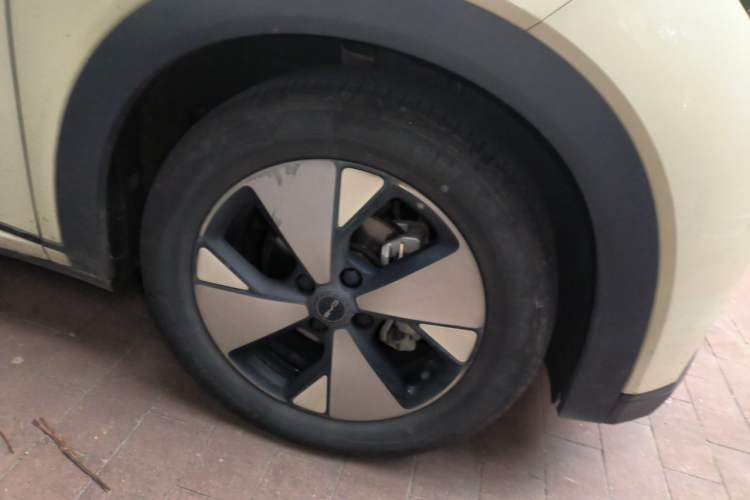 Used BYD Dolphin 2023 420 km Fashion Edition Exterior 1