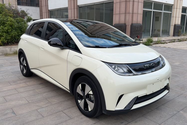 Used BYD Dolphin 2023 420 km Fashion Edition Exterior 1