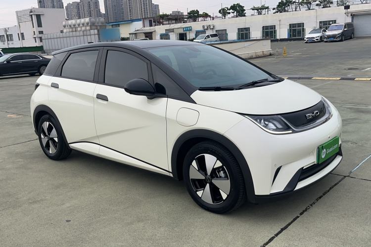 Used BYD Dolphin 2023 420 km Fashion Edition Exterior 2