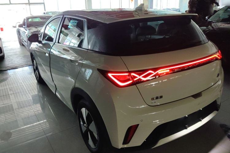 Used BYD Dolphin 2023 420 km Fashion Edition Exterior 2