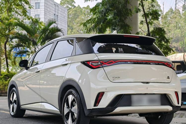 Used BYD Dolphin 2023 420 km Fashion Edition Exterior 2