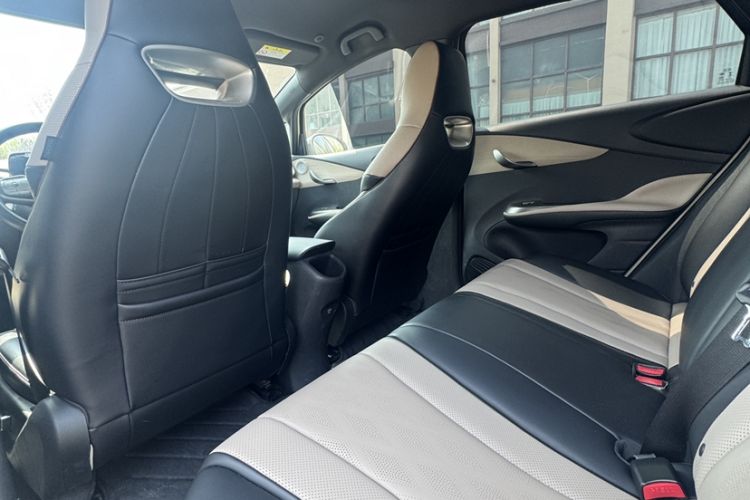 Used BYD Dolphin 2023 420 km Free Version Exterior 2