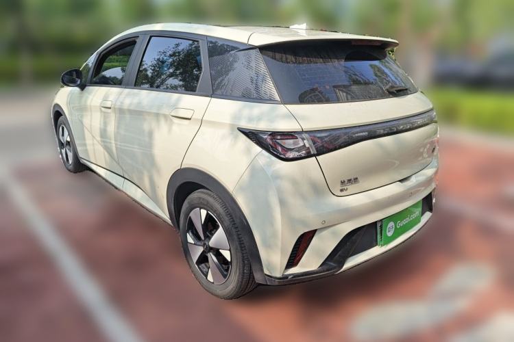 Used BYD Dolphin 2023 420 km Fashion Edition Exterior 3