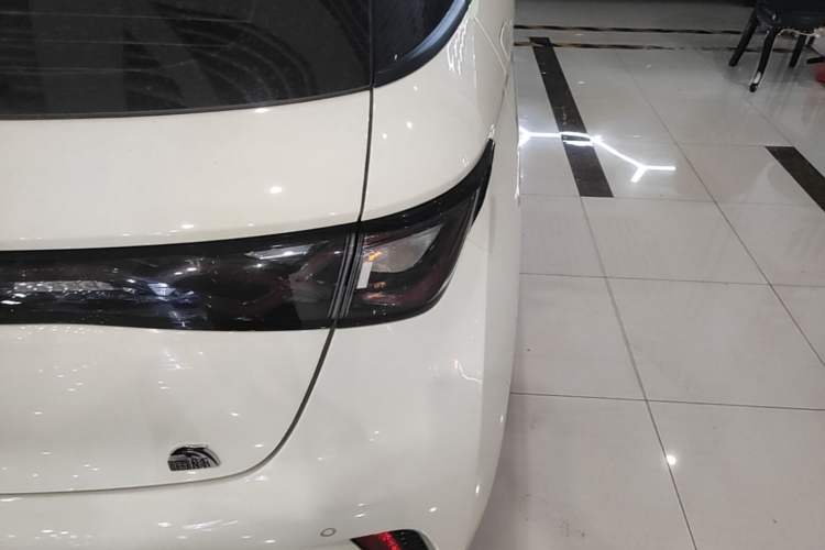Used BYD Dolphin 2023 420 km Fashion Edition Exterior 3