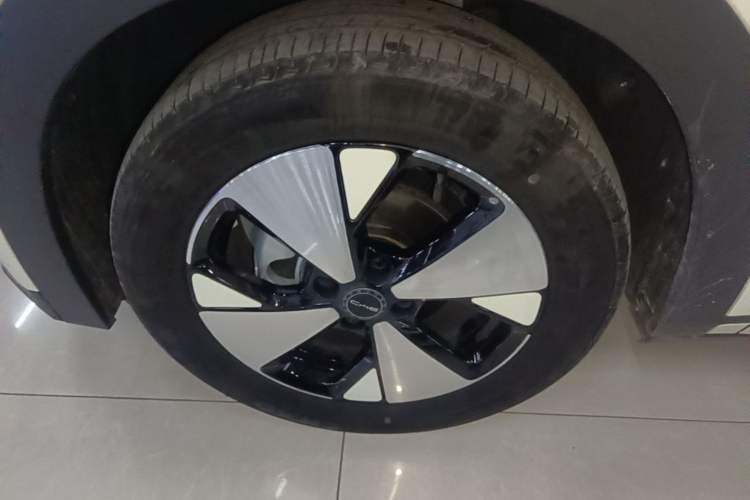 Used BYD Dolphin 2023 420 km Fashion Edition Exterior 4