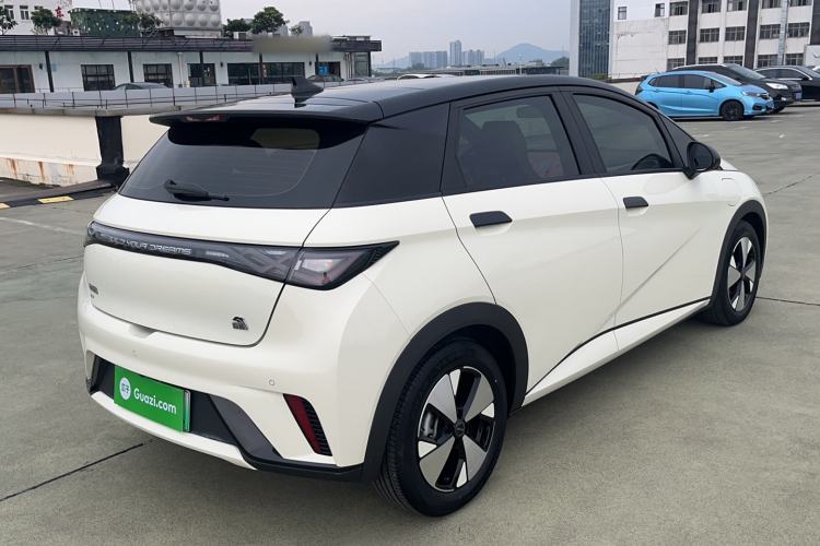 Used BYD Dolphin 2023 420 km Fashion Edition Exterior 4