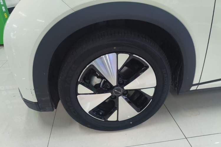 Used BYD Dolphin 2023 420 km Fashion Edition Exterior 4