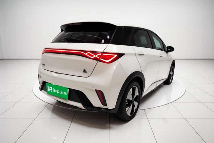 Used BYD Dolphin 2023 420 km Fashion Edition Exterior 5