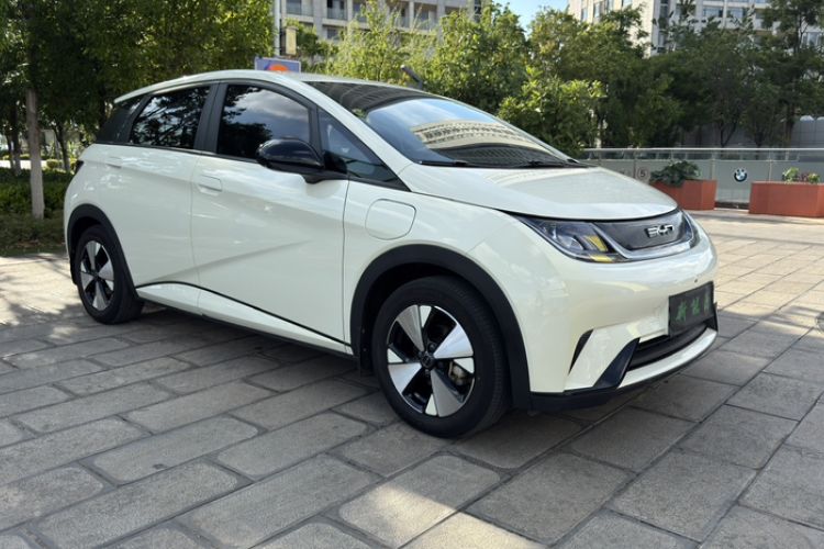 Used BYD Dolphin 2023 420 km Free Version Exterior 5