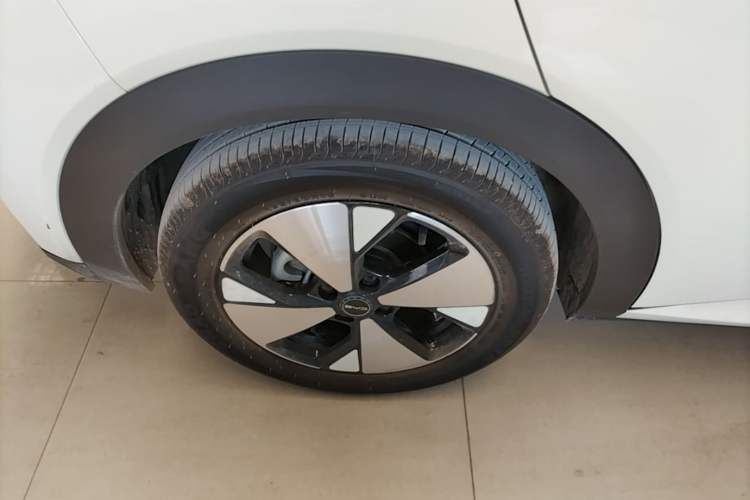 Used BYD Dolphin 2023 420 km Free Version Exterior 5