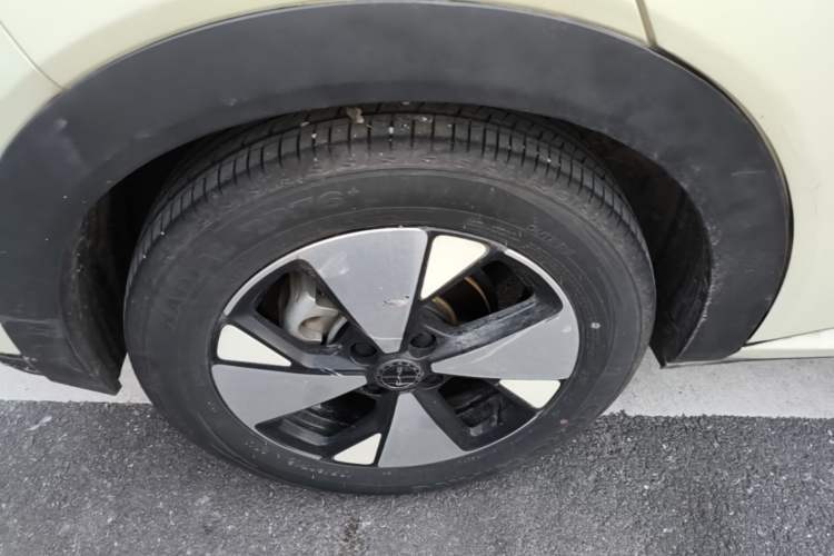 Used BYD Dolphin 2023 420 km Fashion Edition Exterior 5
