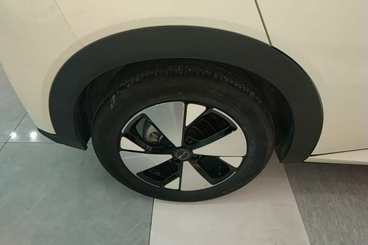 Used BYD Dolphin 2023 420 km Fashion Edition Exterior 5