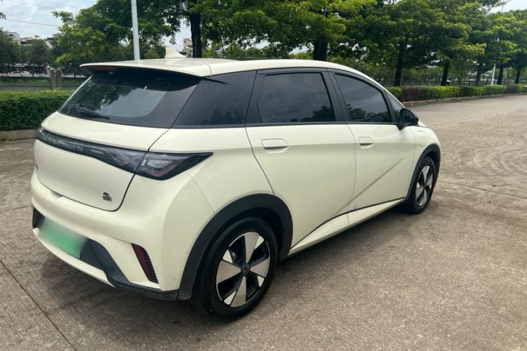 Used BYD Dolphin 2023 420 km Fashion Edition Exterior 6