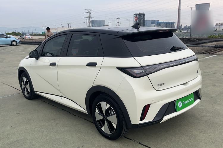 Used BYD Dolphin 2023 420 km Fashion Edition Exterior 7