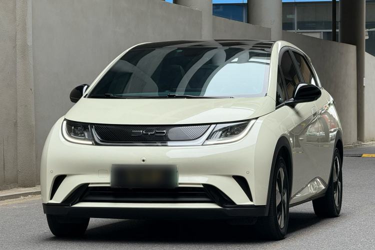 Used BYD Dolphin 2023 420 km Fashion Edition Exterior 8