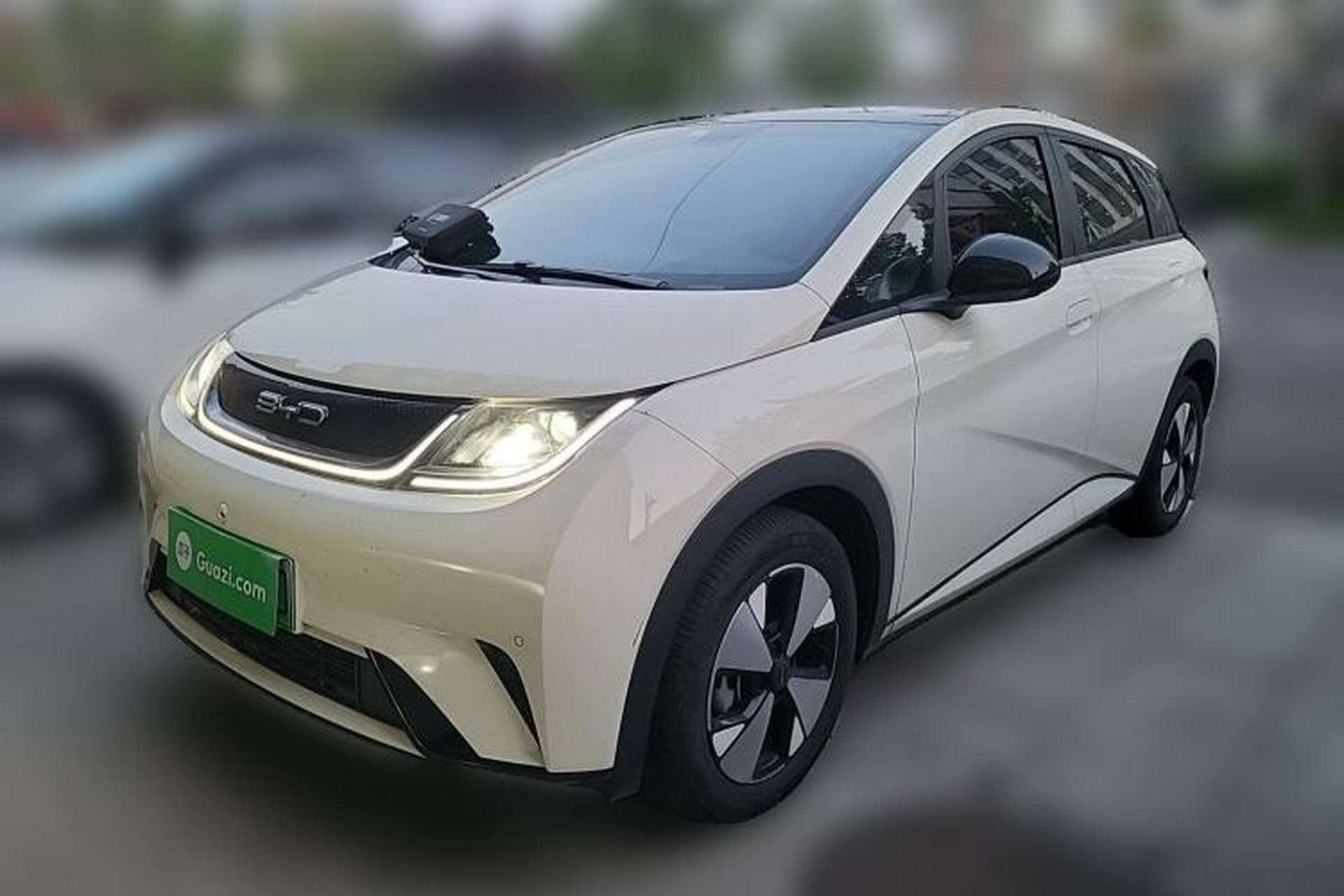 Used BYD Dolphin 2023 420 km Fashion Edition Front Left 45 Deg