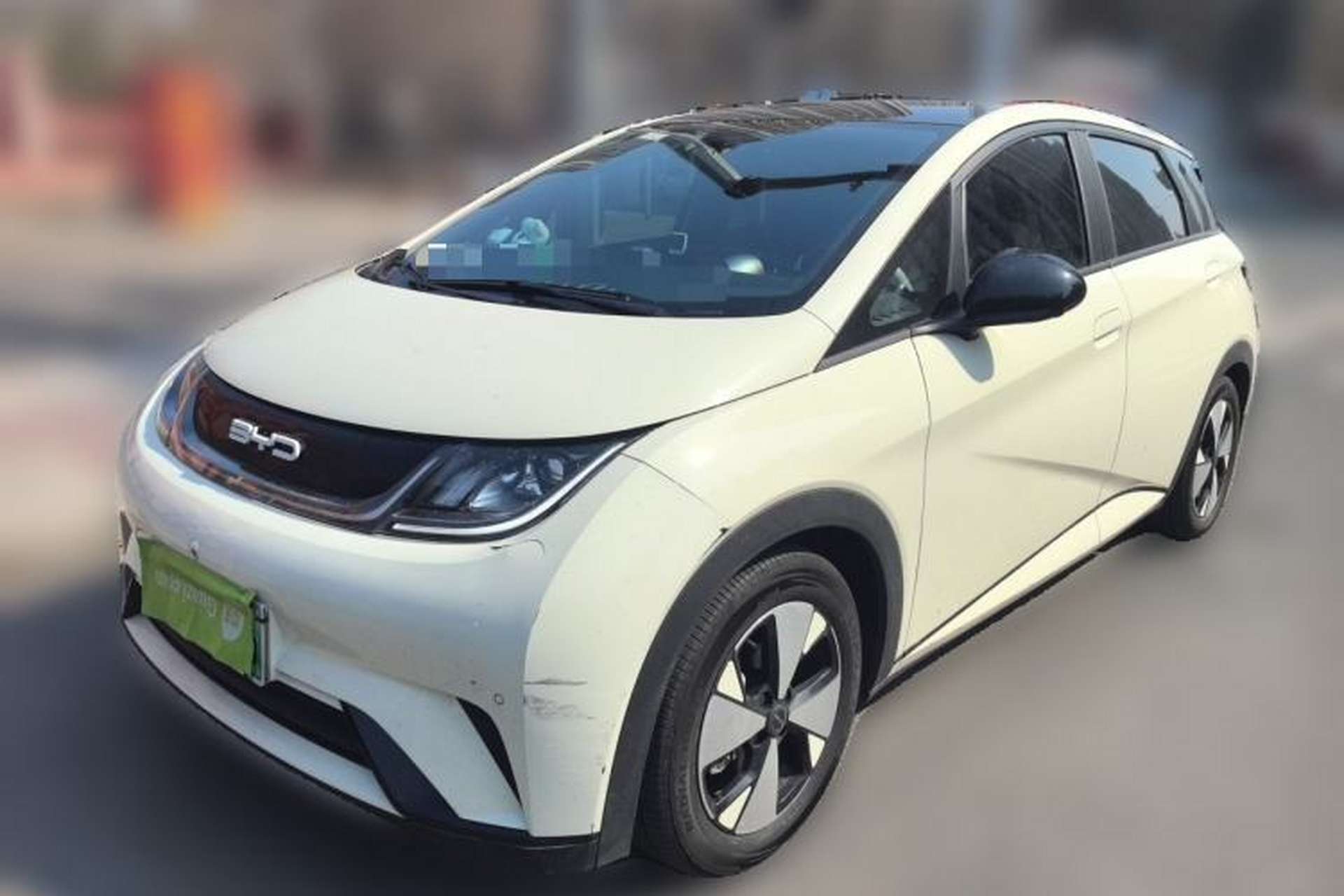 Used BYD Dolphin 2023 420 km Fashion Edition Front Left 45 Deg