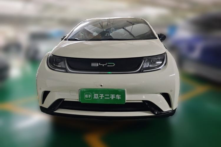 Used BYD Dolphin 2023 420 km Fashion Edition Front