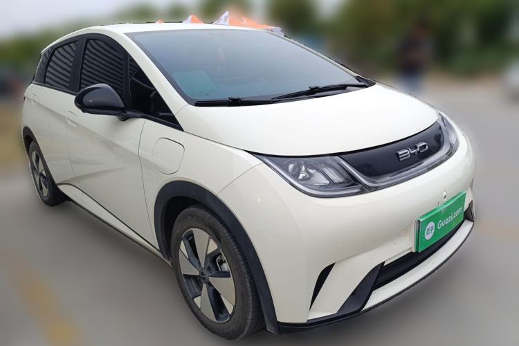 Used BYD Dolphin 2023 420 km Free Version Front Right 45 Deg