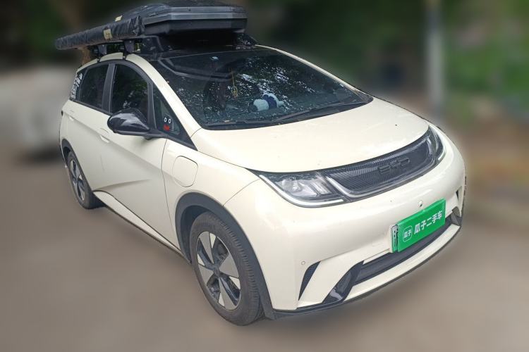 Used BYD Dolphin 2023 420 km Fashion Edition Front Right 45 Deg