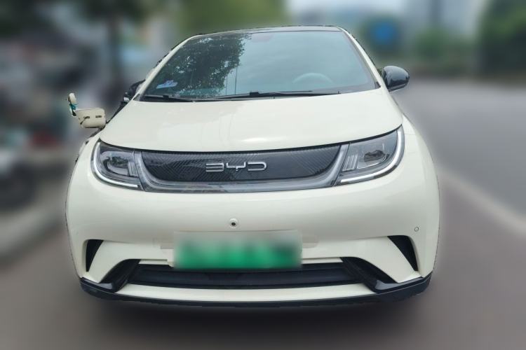 Used BYD Dolphin 2023 420 km Fashion Edition Front