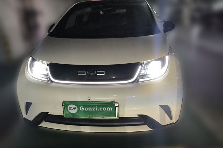 Used BYD Dolphin 2023 420 km Fashion Edition Front