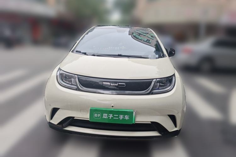 Used BYD Dolphin 2023 420 km Fashion Edition Front