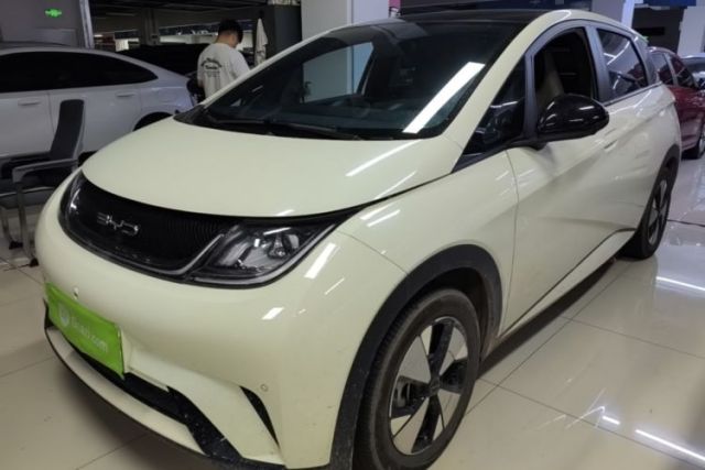 Used BYD Dolphin 2023 420 km Fashion Edition
