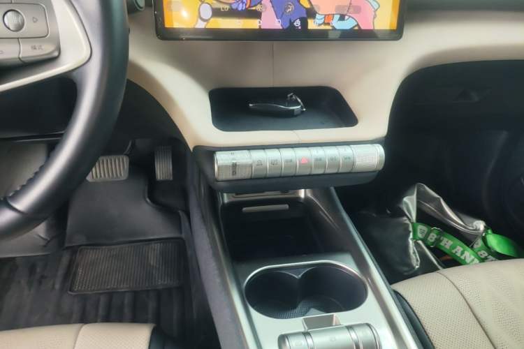 Used BYD Dolphin 2023 420 km Free Version Gear Lever