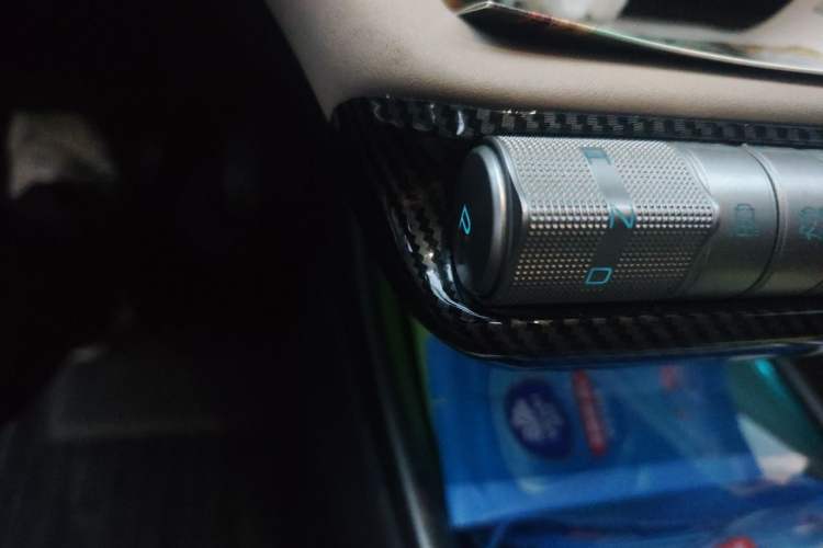 Used BYD Dolphin 2023 420 km Fashion Edition Gear Lever