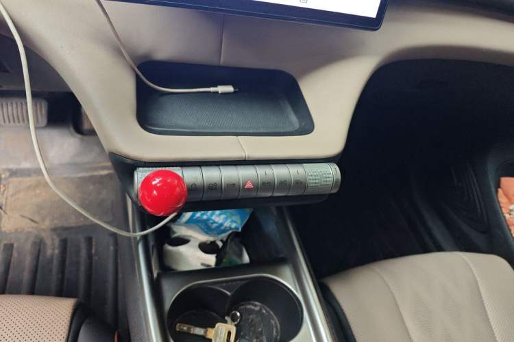 Used BYD Dolphin 2023 420 km Fashion Edition Gear Lever