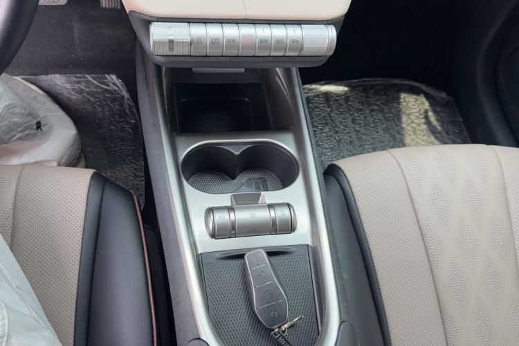 Used BYD Dolphin 2023 420 km Free Version Gear Lever
