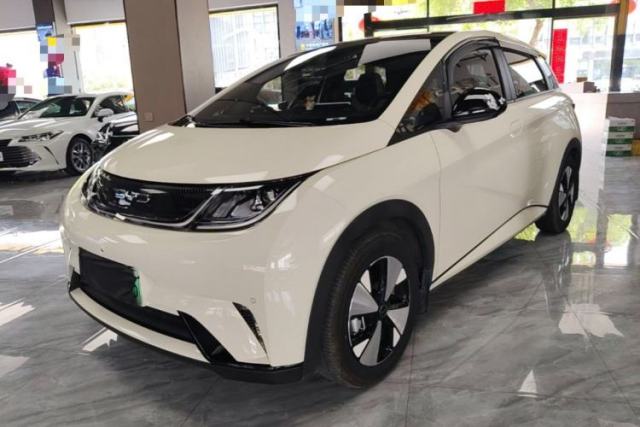 Used BYD Dolphin 2023 420 km Fashion Edition