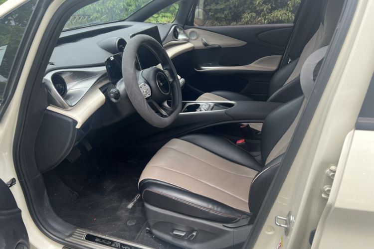 Used BYD Dolphin 2023 420 km Fashion Edition Interior 1
