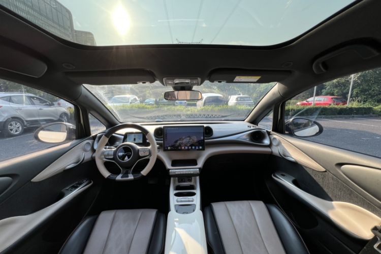 Used BYD Dolphin 2023 420 km Fashion Edition Interior 1