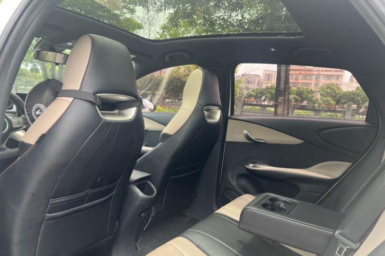 Used BYD Dolphin 2023 420 km Fashion Edition Interior 2
