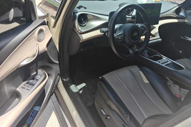 Used BYD Dolphin 2023 420 km Free Version Interior 3