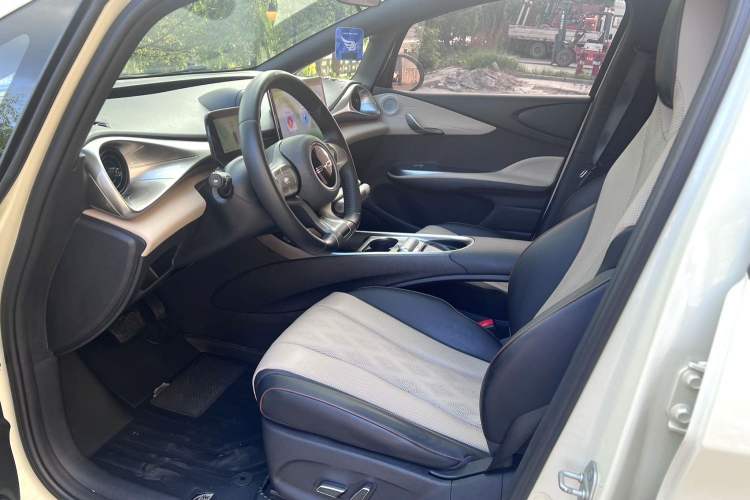 Used BYD Dolphin 2023 420 km Fashion Edition Interior 3
