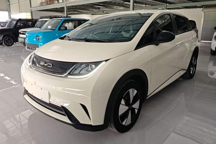 Used BYD Dolphin 2023 420 km Free Version Guazi used car, China used car export, Used car for sale, Used cars, Cheapest cars for sale