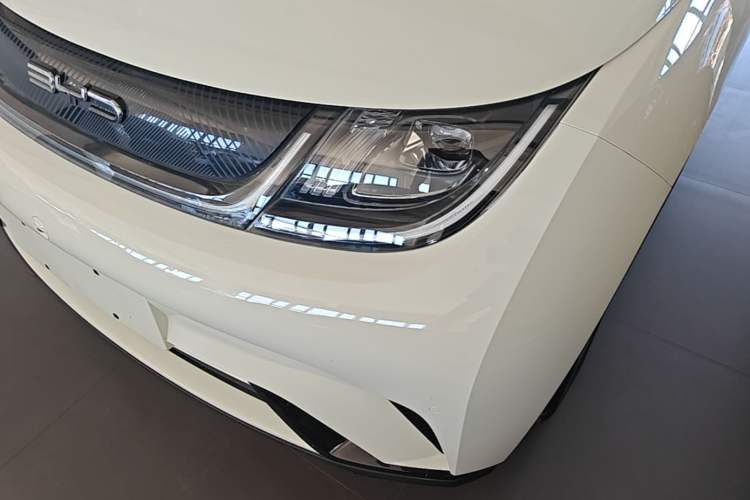 Used BYD Dolphin 2023 420 km Fashion Edition Left Front Headlight