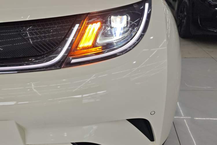 Used BYD Dolphin 2023 420 km Fashion Edition Left Front Headlight
