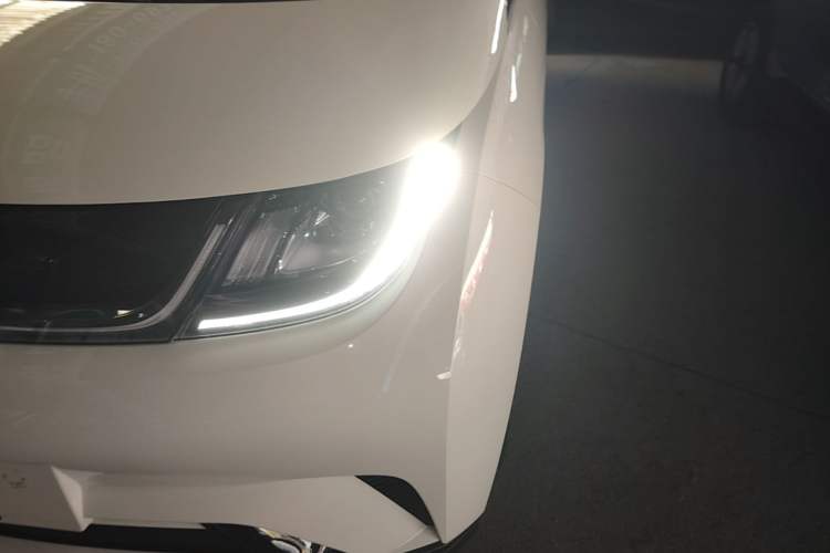 Used BYD Dolphin 2023 420 km Free Version Left Front Headlight