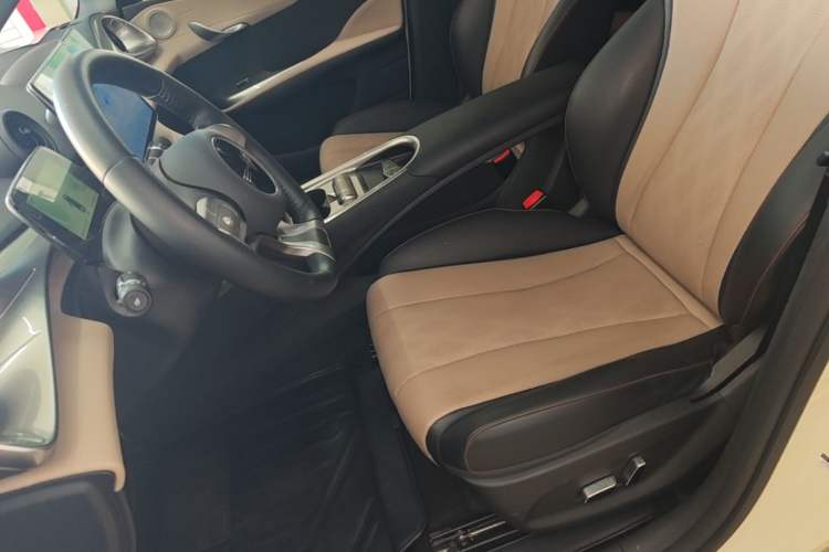 Used BYD Dolphin 2023 420 km Fashion Edition Left Front Seat