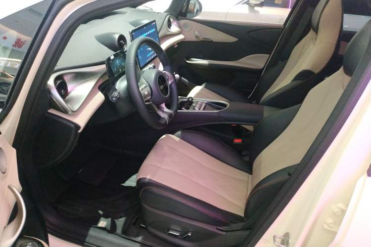 Used BYD Dolphin 2023 420 km Fashion Edition Left Front Seat