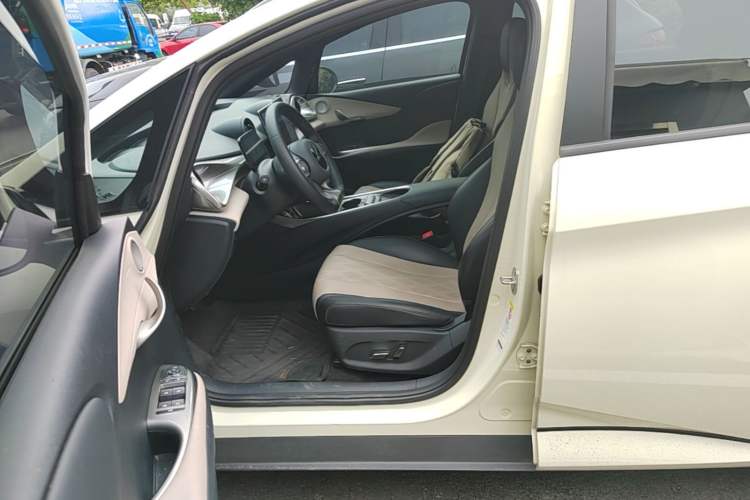 Used BYD Dolphin 2023 420 km Fashion Edition Left Front Seat