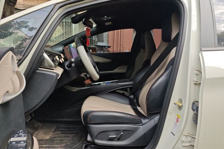 Used BYD Dolphin 2023 420 km Fashion Edition Left Front Seat