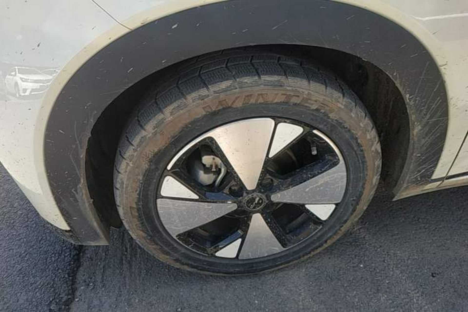 Used BYD Dolphin 2023 420 km Free Version Left Front Wheel Hub