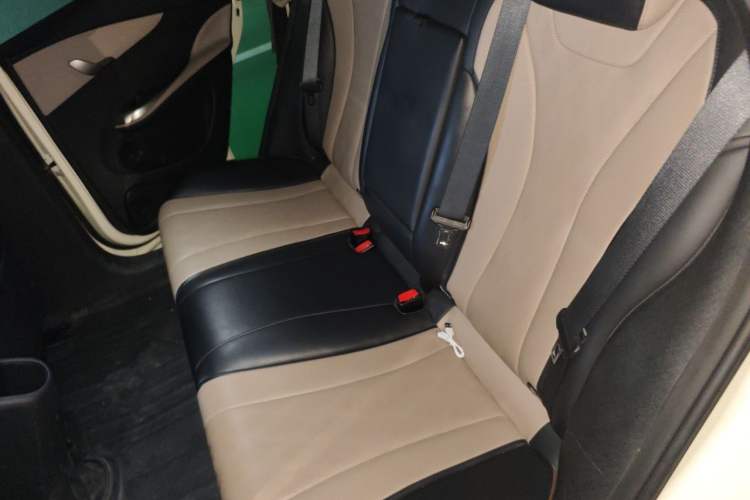 Used BYD Dolphin 2023 420 km Fashion Edition Left Rear Seat