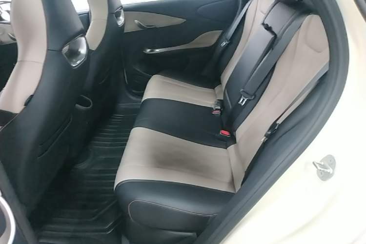 Used BYD Dolphin 2023 420 km Fashion Edition Left Rear Seat