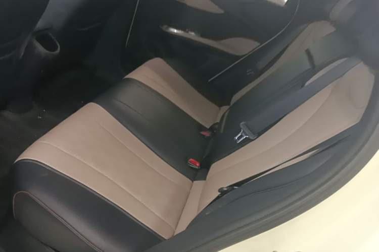 Used BYD Dolphin 2023 420 km Fashion Edition Left Rear Seat